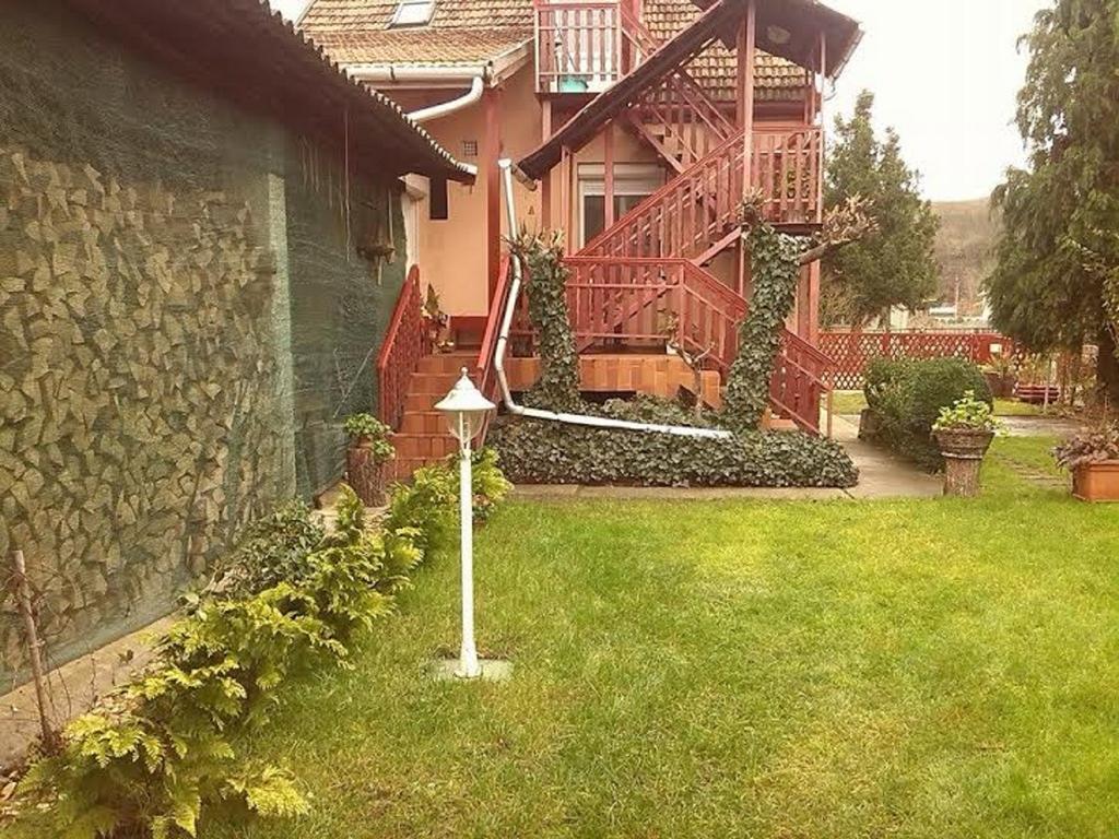 Margaret Apartman Egerszalók Oda fotoğraf